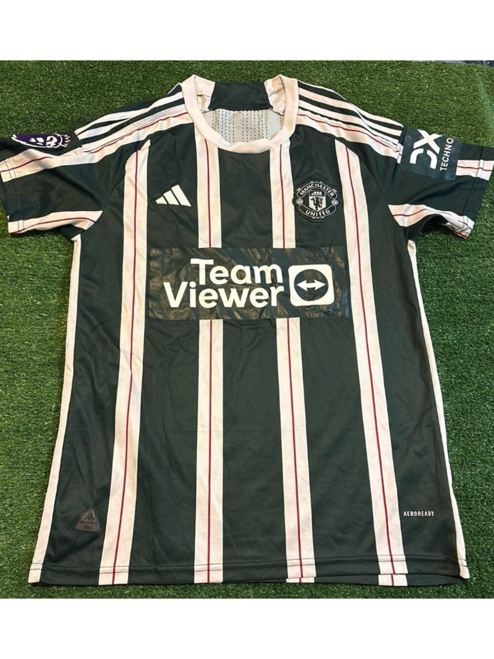 Manchester United Jersey mens XL green white adidas 2023 2024 away jersey stripe